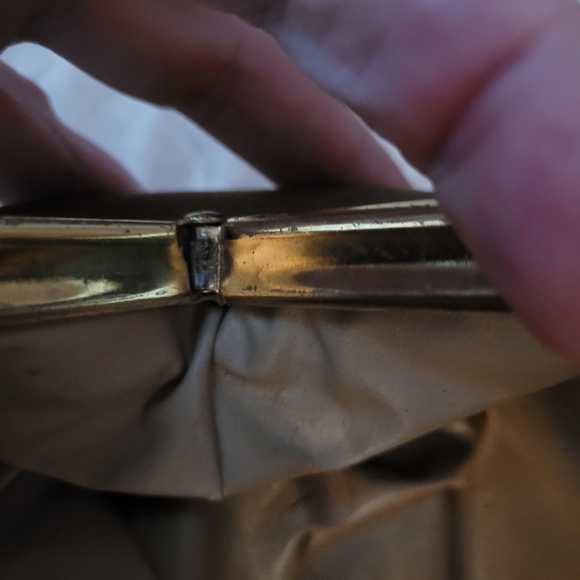 Vintage Small Barrel Hinged Handbag Faux Leather - Picture 12 of 13